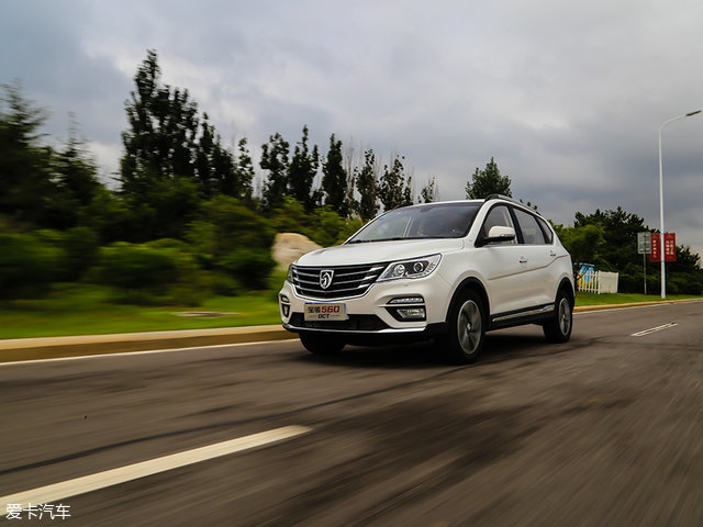 宝骏5602015手动舒适型驾驶体验,宝骏560驾驶功能键视频讲解