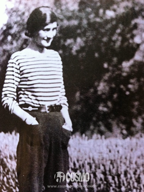 简单大方时尚白衬衫,时髦花边白衬衫