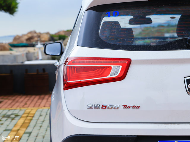 宝骏5602015手动舒适型驾驶体验,宝骏560驾驶功能键视频讲解