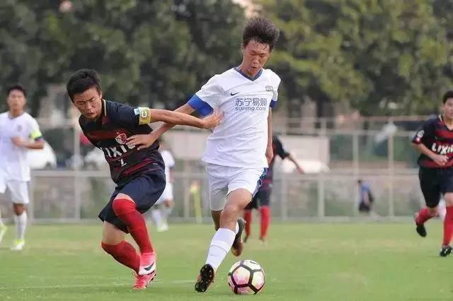 「开场哨」上港青训总监：中国未出现世界级球员的原因在于教练；足协副主席：青训教学大纲年底完成，要像德国一样做青训