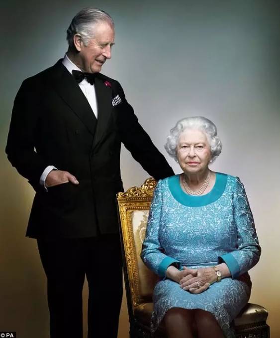 女王“退位”给查尔斯？！网友：能不能跳过他……