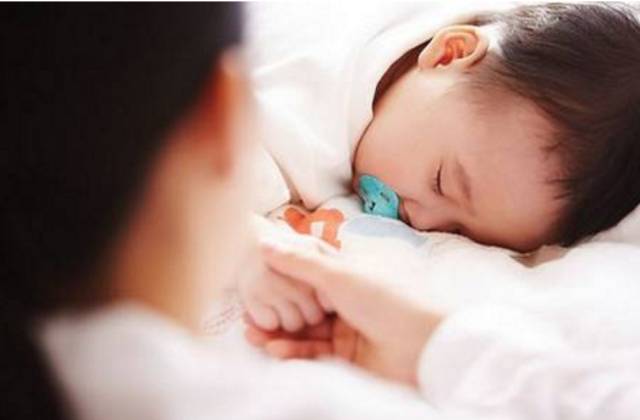 42天婴儿肠绞痛吃西甲硅油怎么办,婴儿肠绞痛用西甲硅油一天几次