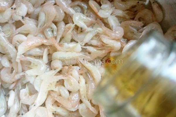 酥炸小河虾窍门视频,酥炸小河虾可以放面包糠吗