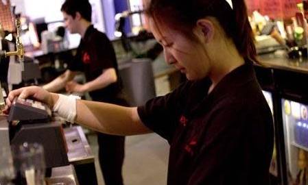 “中国女留学生娶不得！”寂寞？挥霍？倒贴老外？这个锅我们不背！