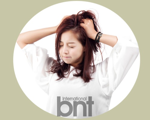 头皮油多怎么解决,头皮油还长痘怎么办