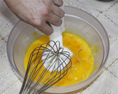 8寸戚风蛋糕详细教程,戚风蛋糕8寸做法烤箱家庭版