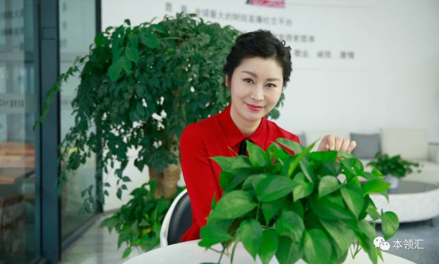 炒单女王侯婷婷课程,炒单高手侯婷婷