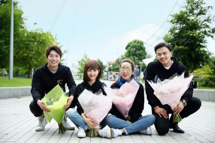 赵丽颖唐嫣最新消息,赵丽颖唐嫣剪短发