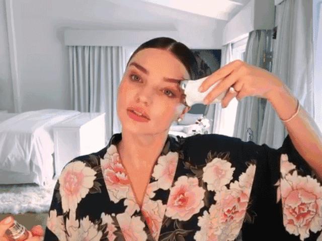 恋物志｜世界顶尖超模在婚礼前，就是用它快速瘦脸、抚平法令纹