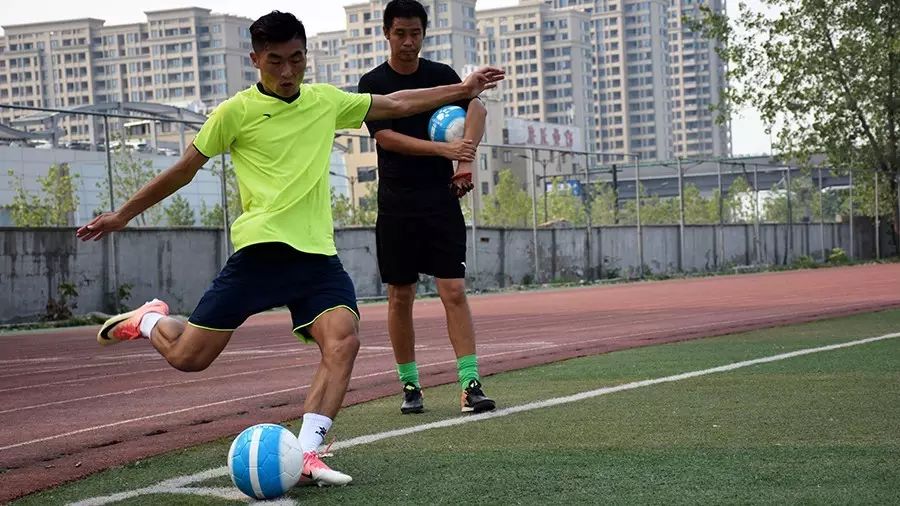 燃烧吧少年决赛完整版,燃烧吧少年总决赛是哪一年