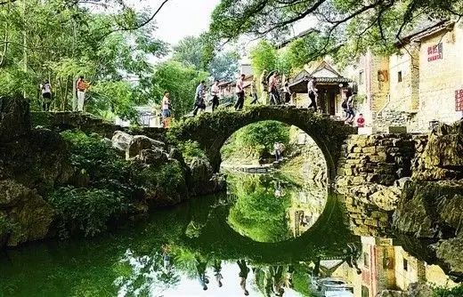 头条丨广西25个山清水秀的小城，风景不但美绝，还都是长寿之乡！