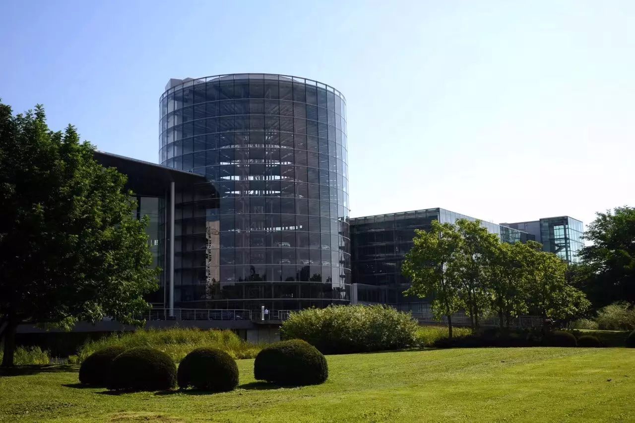 从辉腾到e-Golf,电气化翻新透明工厂