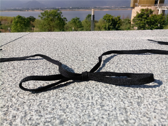 李宁如影随形,李宁跑鞋绝影雷