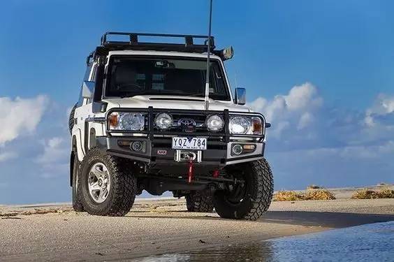 丰田lc76绞盘,lc76绞盘涉水喉