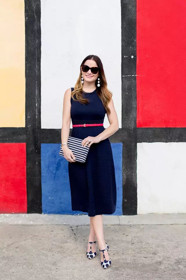 秋冬穿这6个流行色,这5种流行色在冬天穿特显白