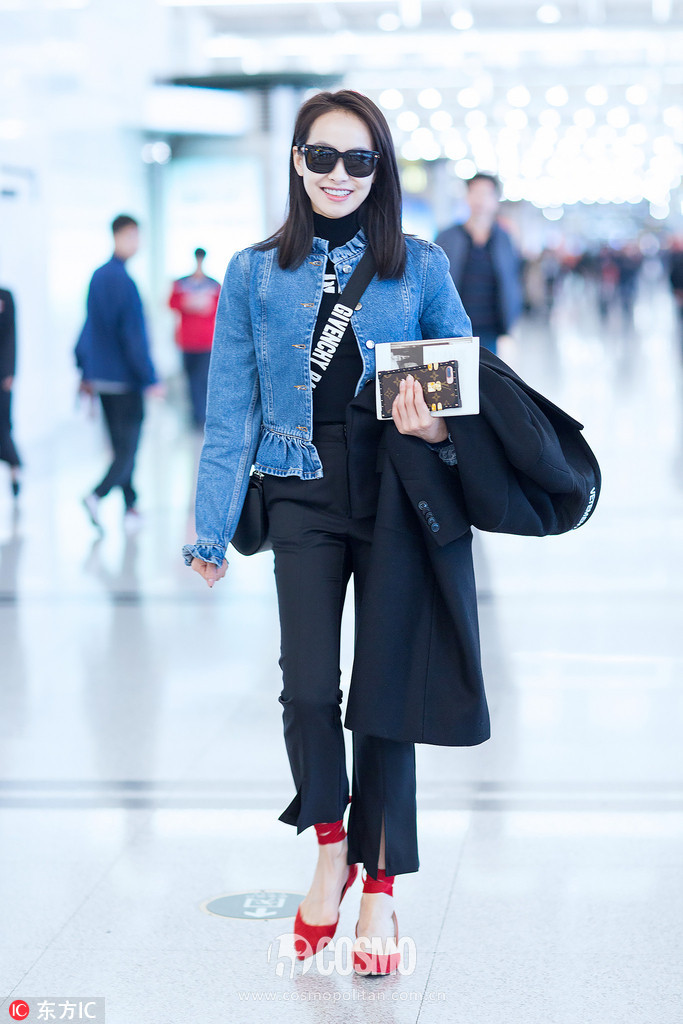 刚买完周冬雨的条纹西服,我又盯上了高圆圆的薄风衣