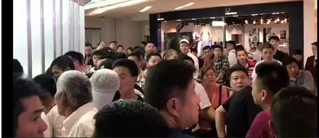 一块蛋糕从10块到600块,一块蛋糕100多卡