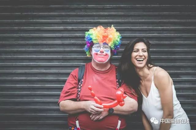 龙式瑜伽经期可以练吗,瑜伽鸽子式经期可以练吗