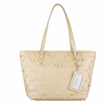 武汉女生怎么穿衣服,武汉现在女生都穿什么衣裳