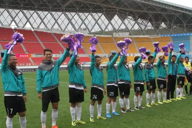 我们这五年诗朗诵,我们这五年剧情介绍