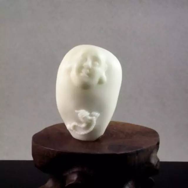 象牙果工艺品好吗,雕刻艺术果雕