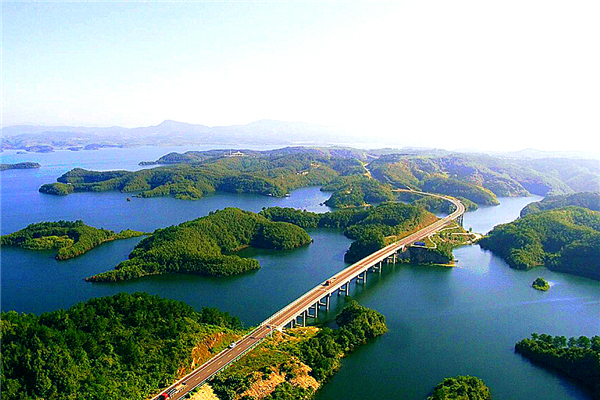 喜迎二十大争创新业绩,喜迎二十大奋力走好新征程