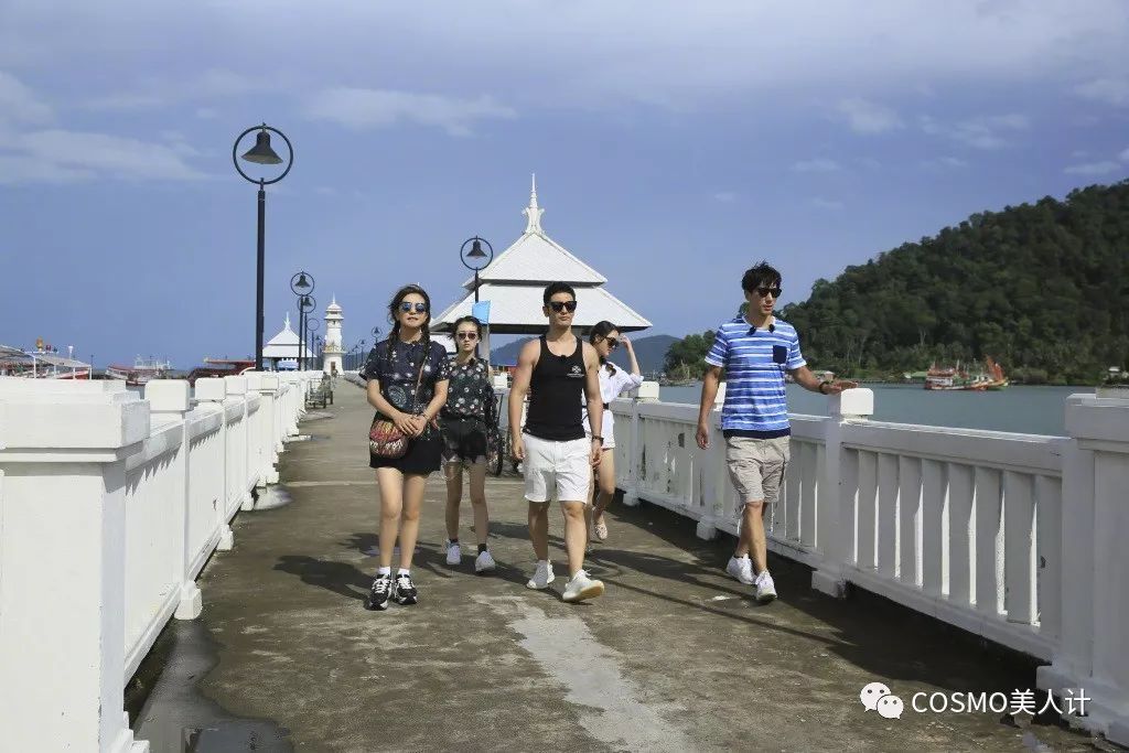 崩塌了颜值的出厂设置是如何重新刷机的