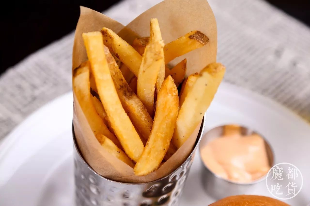 鍟ら厭闊充箰缇庨鐕冪垎鐜板満,鍏ㄧ悆缇庨姝屾洸