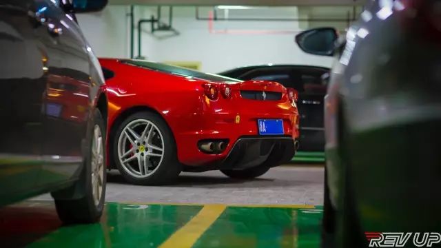 法拉利F430：聊聊那个策马挺抢的少年梦