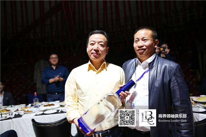 参观乌鲁木齐野马集团,拜访新疆野马集团