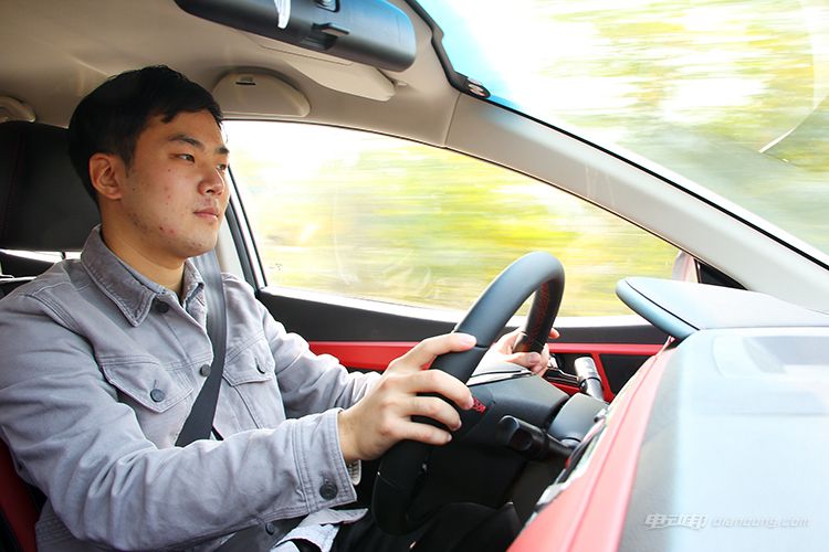 试驾完江淮iEV7S谈谈它的5个优点和5个缺点