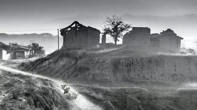 璁插ソ灞变笢鏁呬簨鑰佷竵,璁插ソ鍐犲幙绾㈣壊鏁呬簨