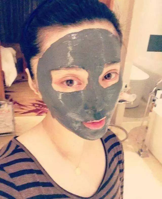 这种面膜到底有多惊艳？竟是一年贴700张面膜的范爷最爱！