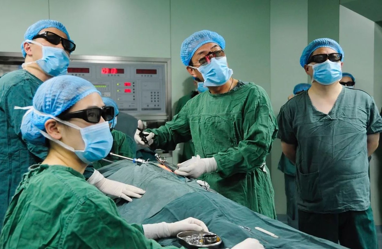 医者仁心纪录片儿科医生李主任,妙手回春医者仁心全文