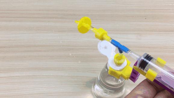 科学实验自制打气瓶,用打气筒制作一个水枪