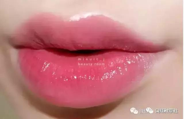 唇色深素颜口红不沾杯推荐,唇色偏深不沾杯口红