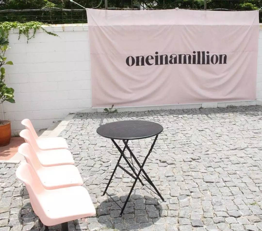 那些爱晒照片的女人,韩国好看的咖啡馆拍照