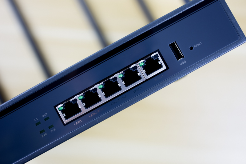 飞鱼星1200m路由器评测,飞鱼星电信千兆路由横评