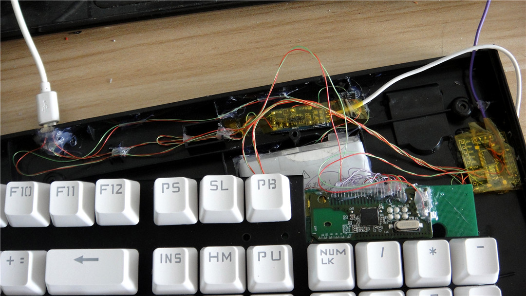 机械键盘如何调节背光,所有的机械键盘都可以调背光吗