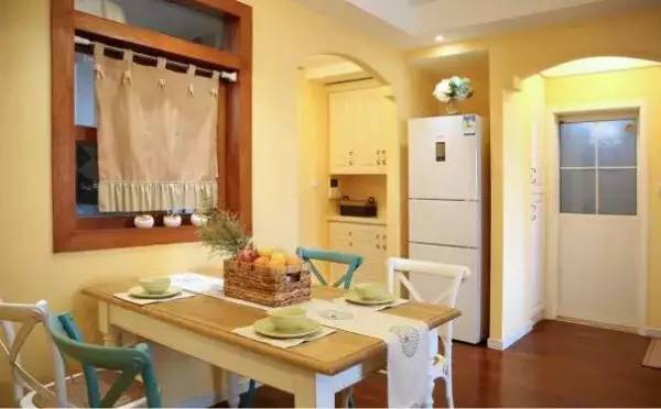 家用冰箱可以直接放在阳台吗,冰箱放阳台的最佳位置