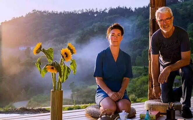 一对夫妻，在《阿凡达》的取景地，改造老宅，收获了完美的人生