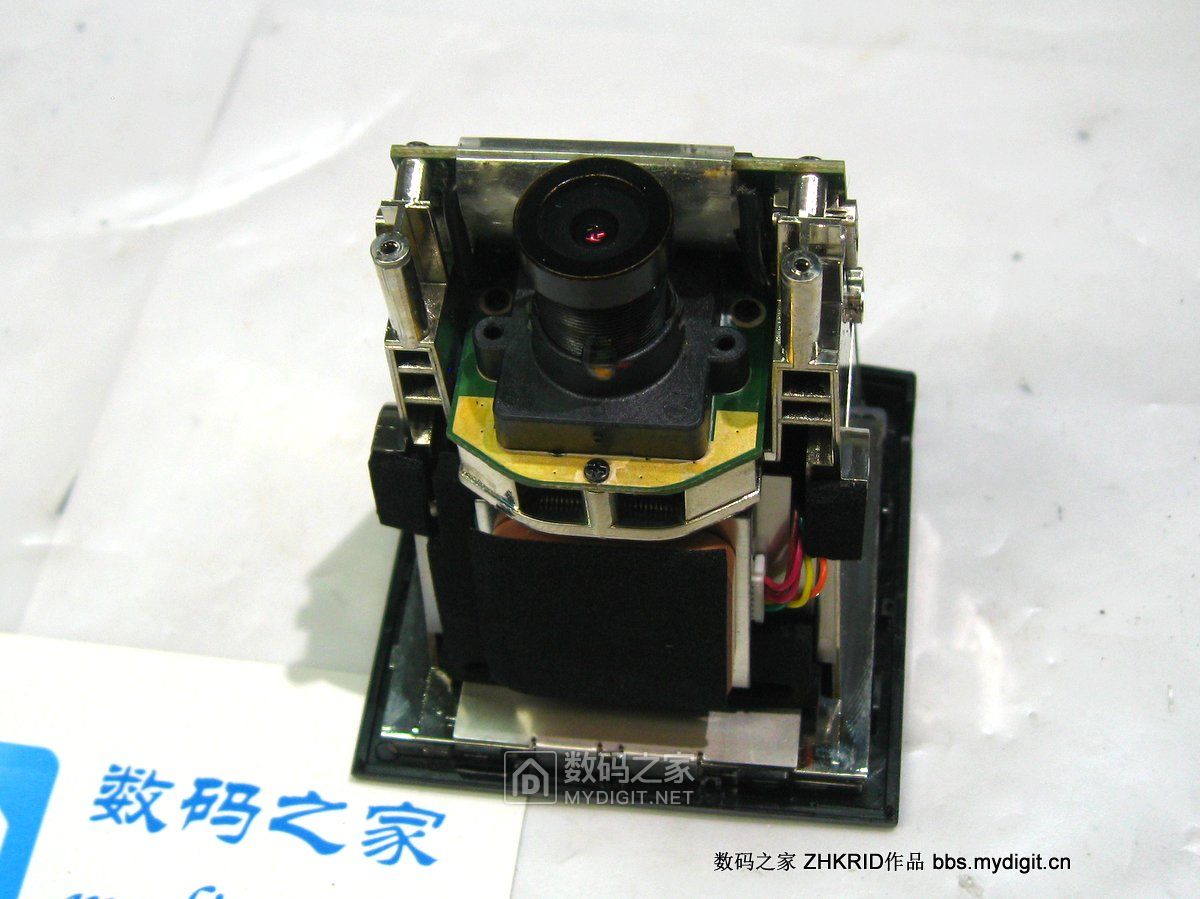 拆解趴趴狗隐藏式行车记录仪,行车记录仪拆解解析