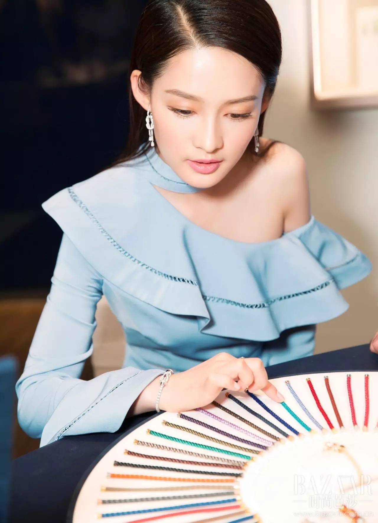 趁这6个小众品牌连衣裙还没烂大街,跟宋茜赵丽颖穿起来过夏天!