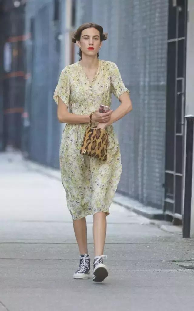 这五款帆布鞋穿上去低调又休闲,这些帆布鞋更适合学生党