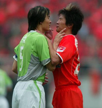 国足范志毅2002,国足范志毅李毅