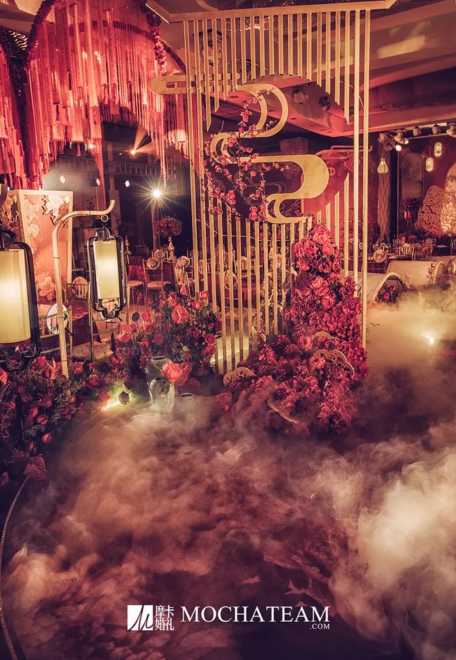 户外婚礼场景布置效果图,红色系婚礼户外布置场景