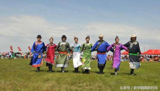 中国五十六个民族大观园（七）达斡尔、仫佬、羌、布朗、撒拉族穿狍皮衣吃荞面饺是哪个民族？