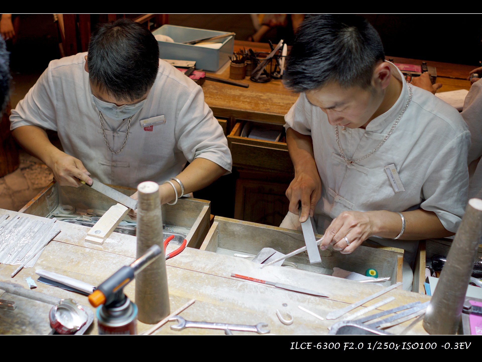 索尼微单a6000和a6300,索尼a6300微单摄影入门教程