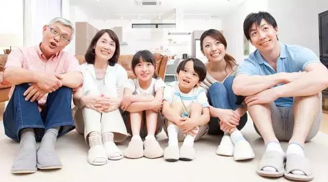 宝宝亲老人不亲爸妈怎么办,怎么才能让孩子不跟奶奶亲