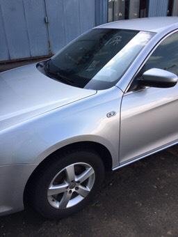 宝来起步转速2000左右正常吗,宝来起步轻点油门转速高怎么回事